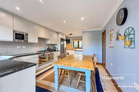 5 bedroom detached house for sale, Highfield Road, Ferndown BH22