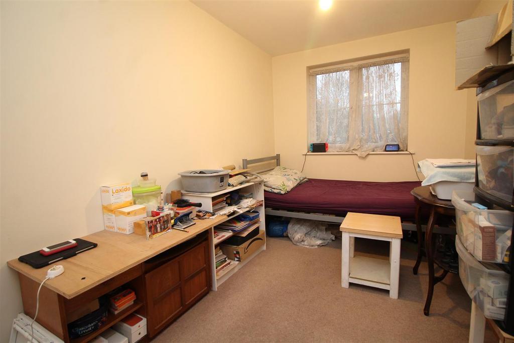 Bedroom 3 .JPG