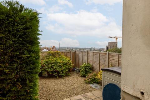 1 bedroom flat for sale, Bathwell Road, Totterdown