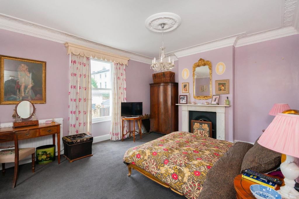 1 V6 WCM - Bedroom D.jpg