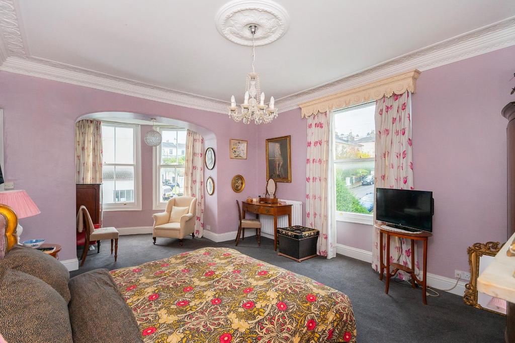 1 V6 WCM - Bedroom C.jpg