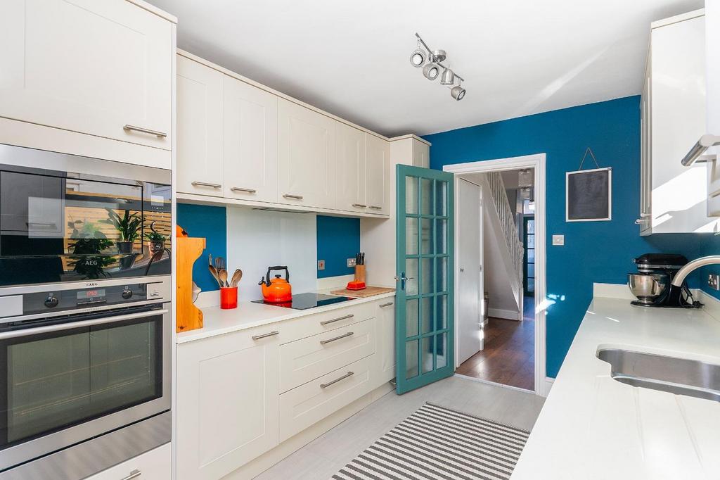 3 B4 RSV - Kitchen E.jpg