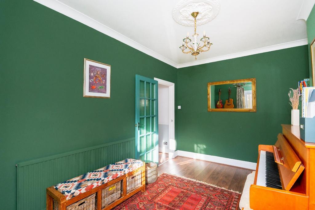3 B4 RSV - Dining Room B.jpg