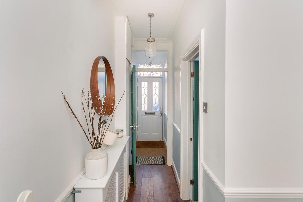 3 B4 RSV - Hallway B.jpg