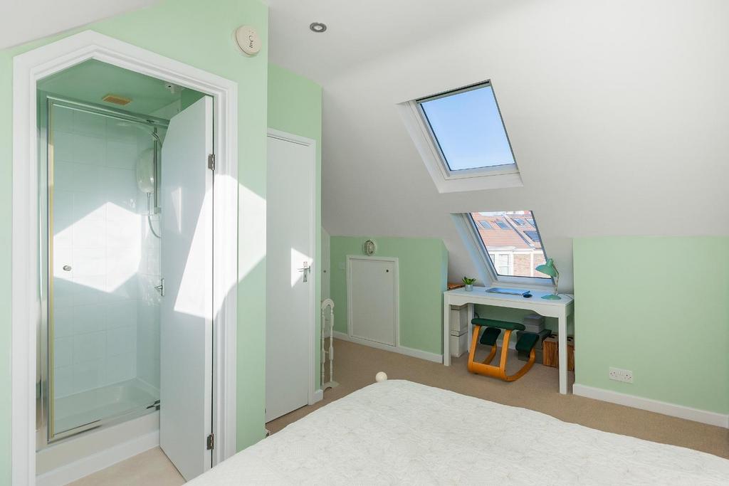 3 B4 RSV - Bedroom I.jpg