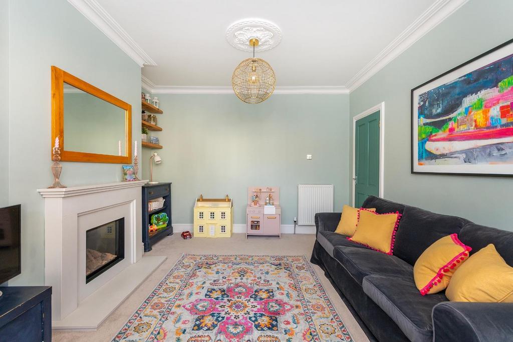 3 B4 RSV - Living Room A.jpg