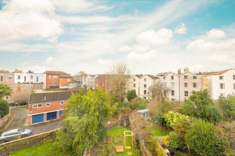 1 bedroom flat for sale, Warwick Road, Redland