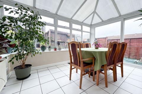 4 bedroom semi-detached house for sale, Valley Path, Newton Abbot TQ12