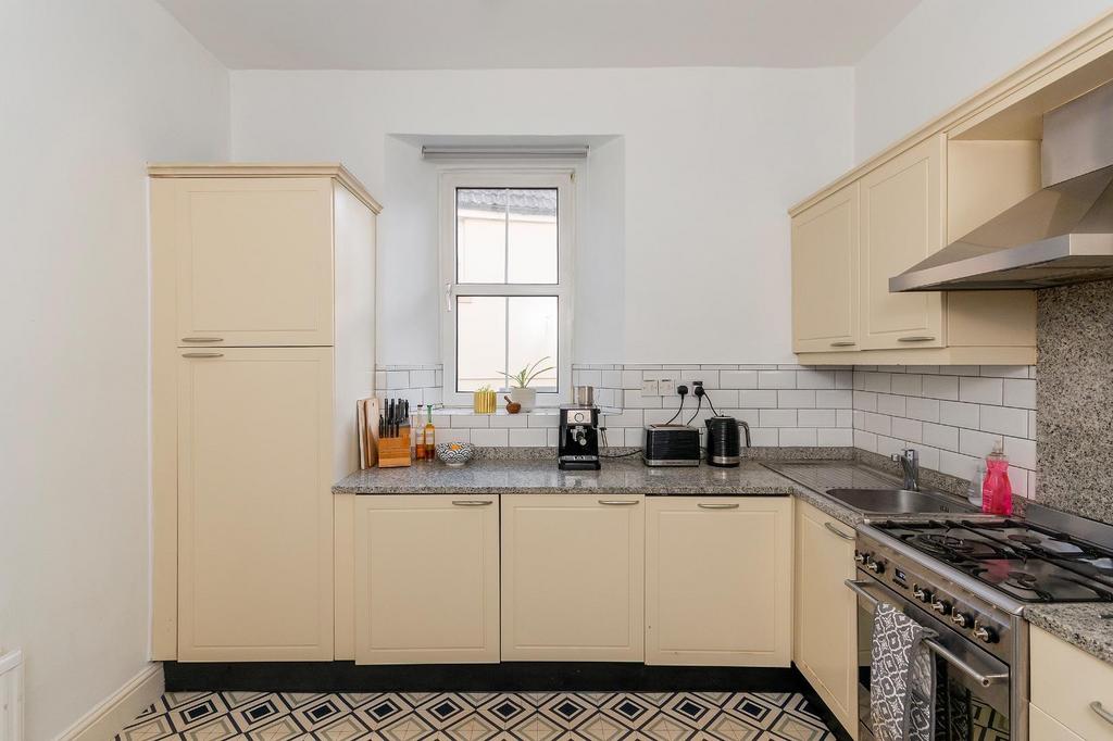 0 T4 CDHS - Kitchen B.jpg