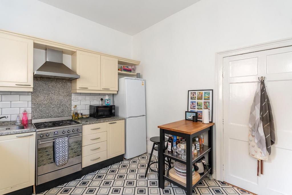 0 T4 CDHS - Kitchen A.jpg
