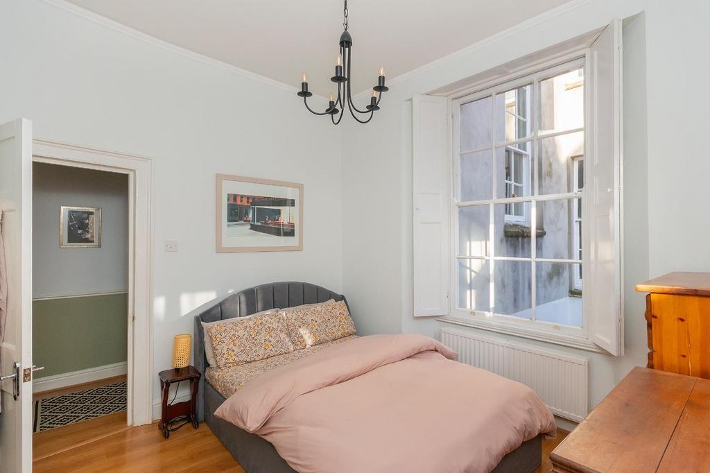 0 T4 CDHS - Bedroom B.jpg