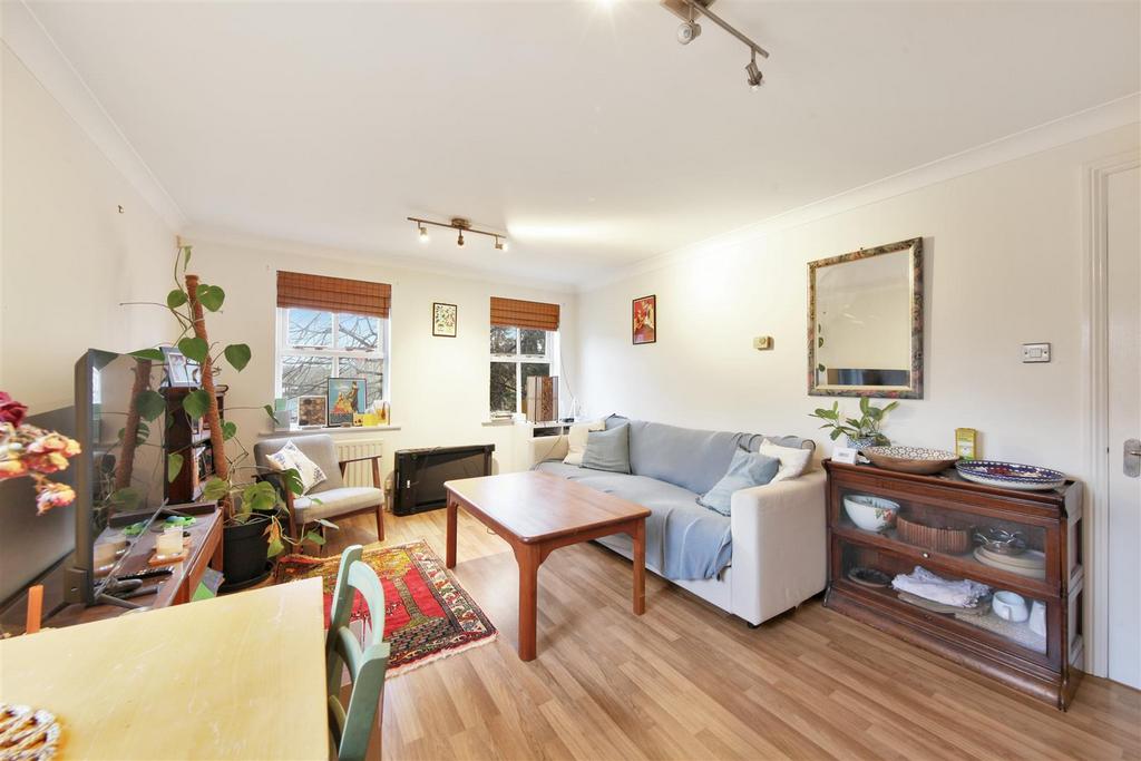 Flat 6, 2 Highfield Close - y UAh Cc3l HRx Ryvkoq Gmk.j