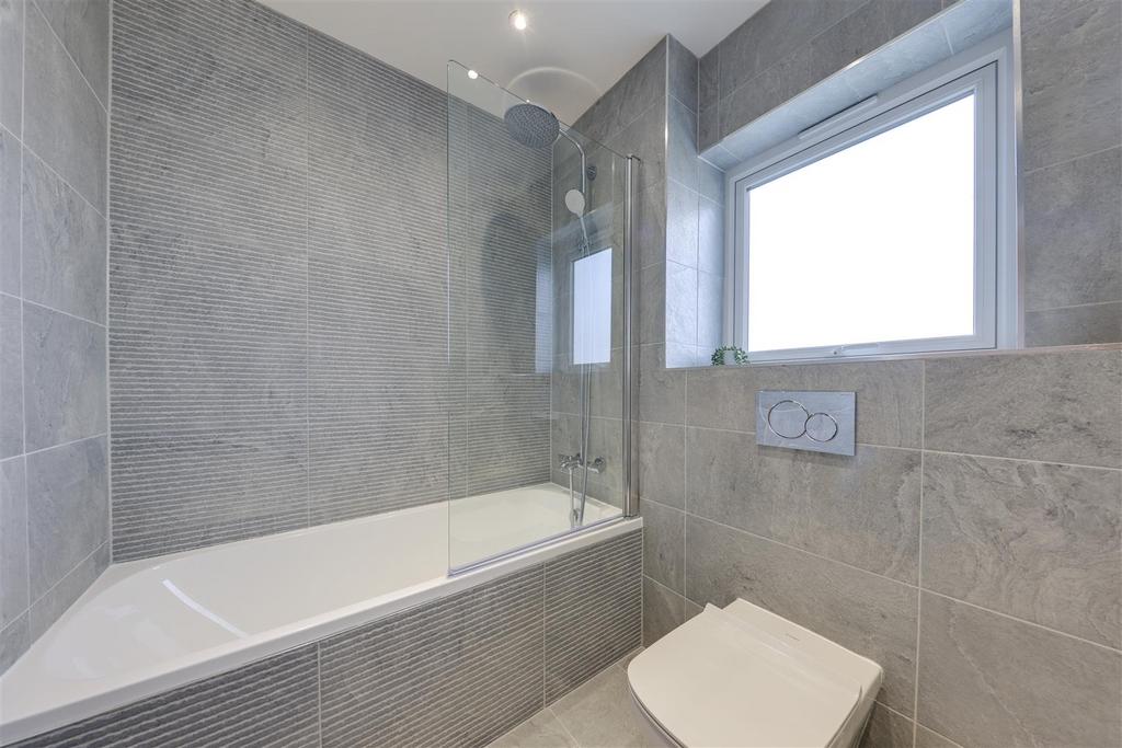 Family Bathroom Alt