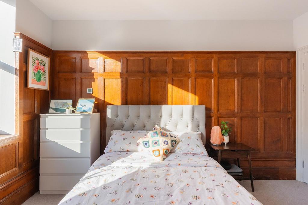 2 R0 HBR - Bedroom C.jpg