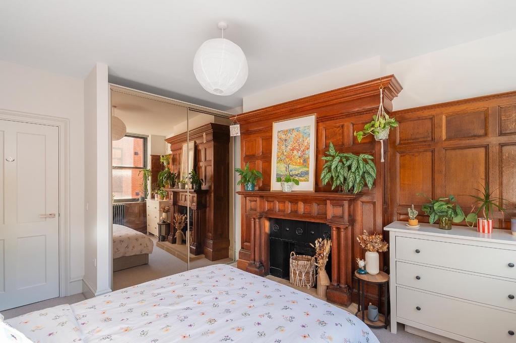 2 R0 HBR - Bedroom E.jpg