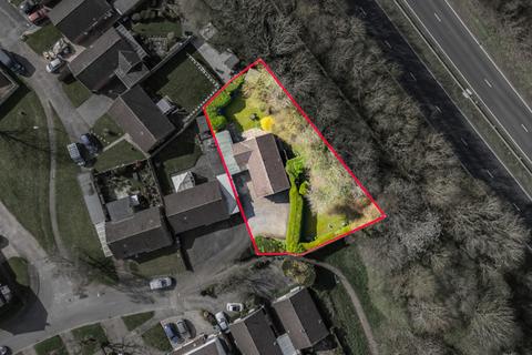 4 bedroom detached bungalow for sale, Wade Grove, Warwick, CV34