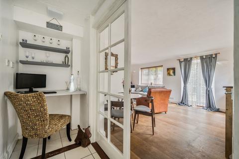undefined, Queens Street, Stedham, GU29
