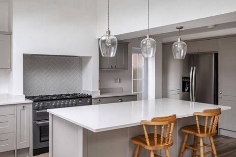 undefined, Pretoria Avenue, Midhurst, GU29