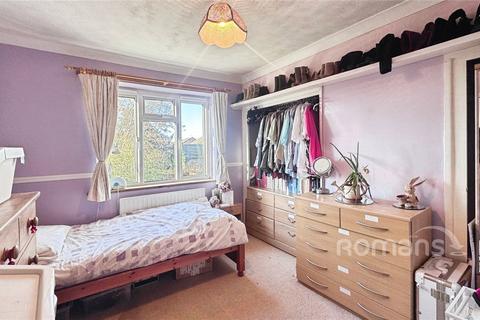 4 bedroom semi-detached house for sale, Jubilee Road, Aldershot, Hampshire