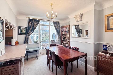 4 bedroom semi-detached house for sale, Jubilee Road, Aldershot, Hampshire
