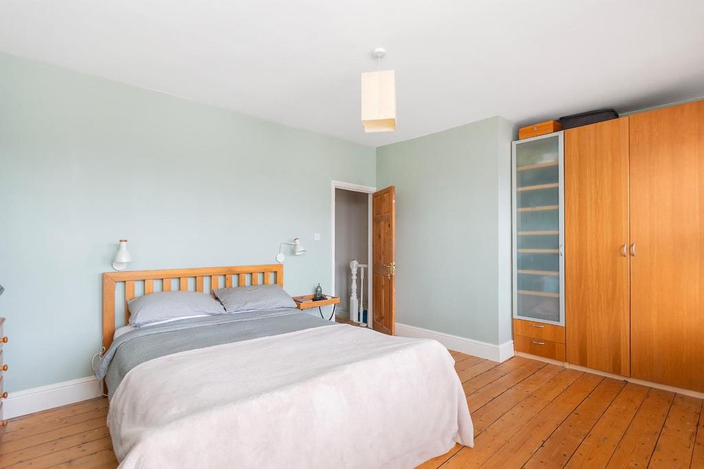 0 S6 RBN - Bedroom A.jpg