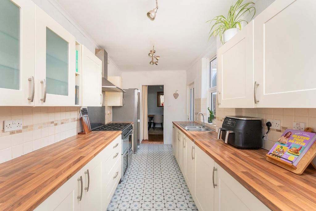 3 L7 CRSA - Kitchen A.jpg