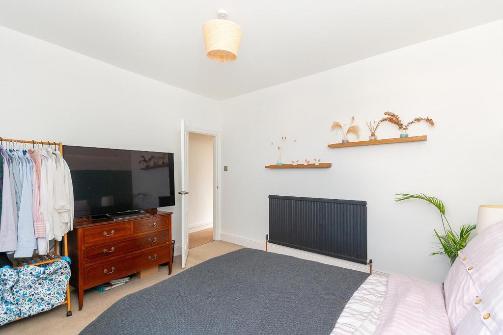 3 L7 CRSA - Bedroom E.jpg