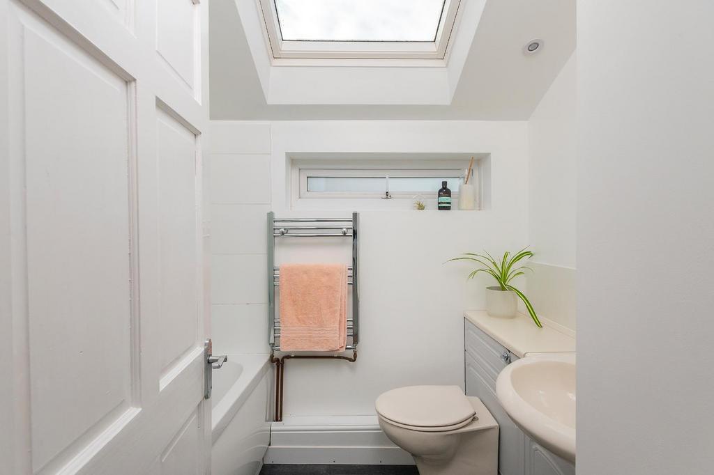 3 L7 CRSA - Bathroom C.jpg