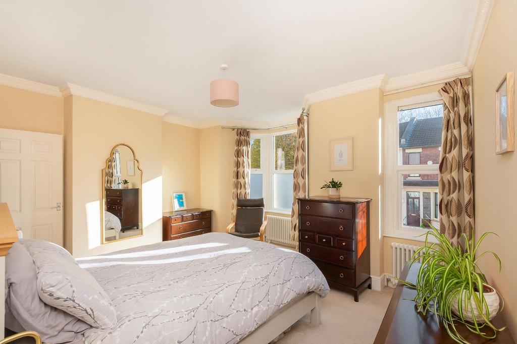 3 L7 CRSA - Bedroom H.jpg