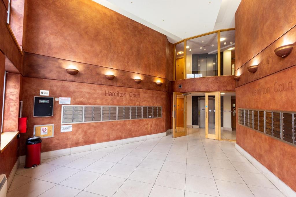 Flat 100, Hamilton Court, BS2-15.jpg