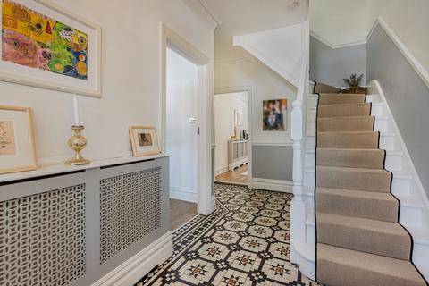 4 bedroom semi-detached house for sale, Southfield Park, Harrow, HA2