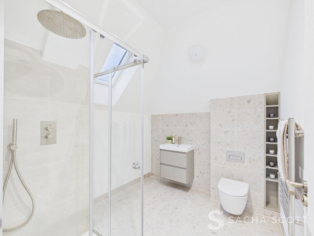 Bedroom 2 En-Suite