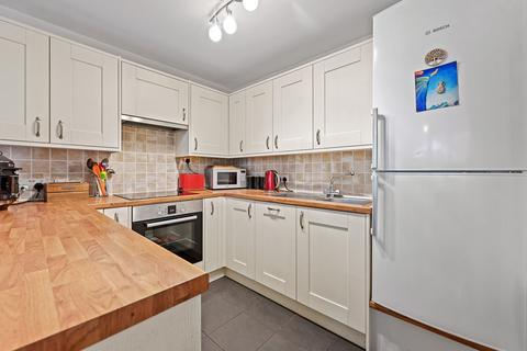 1 bedroom flat for sale, Victoria Road, Ruislip, HA4