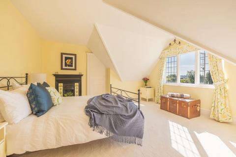 6 bedroom semi-detached house for sale, Tye House West, Edenbridge Road, Hartfield
