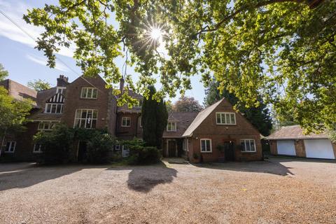6 bedroom semi-detached house for sale, Tye House West, Edenbridge Road, Hartfield
