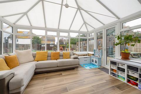 4 bedroom detached house for sale, Dence Park, Herne Bay
