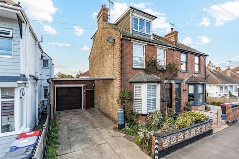 Selsea Avenue, Herne Bay