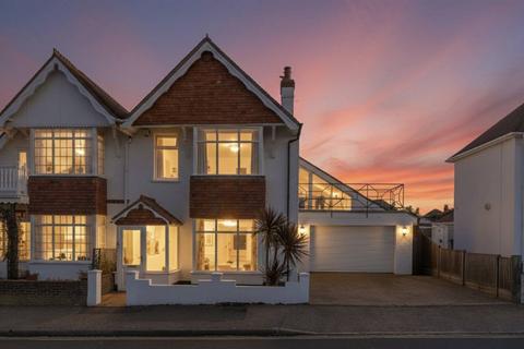 Western Esplanade, Herne Bay