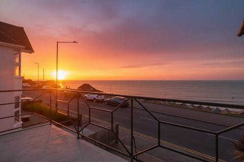 4 bedroom semi-detached house for sale, Western Esplanade, Herne Bay