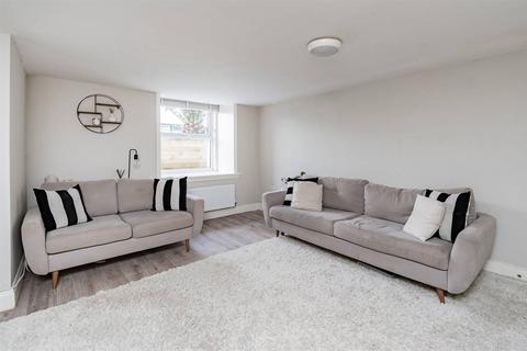 2 bedroom ground floor flat for sale, Richmond Street, Herne Bay