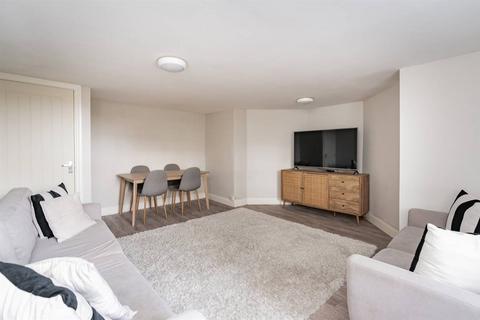 2 bedroom ground floor flat for sale, Richmond Street, Herne Bay
