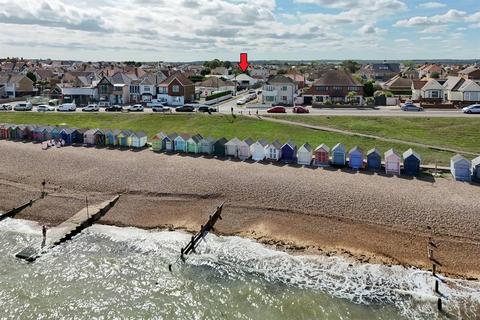 4 bedroom detached house for sale, The Broadway, Herne Bay