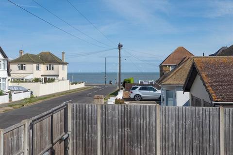 4 bedroom detached house for sale, The Broadway, Herne Bay