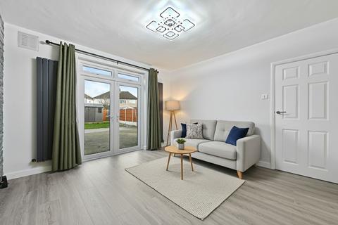 2 bedroom flat for sale, Ivy Close, Harrow, HA2