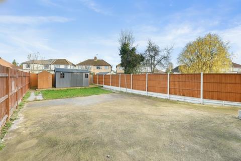 2 bedroom flat for sale, Ivy Close, Harrow, HA2