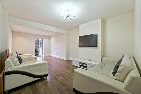 4 bedroom semi-detached house for sale, Northumberland Road, Harrow, HA2