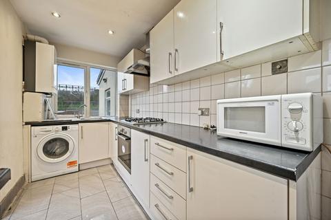4 bedroom semi-detached house for sale, Northumberland Road, Harrow, HA2