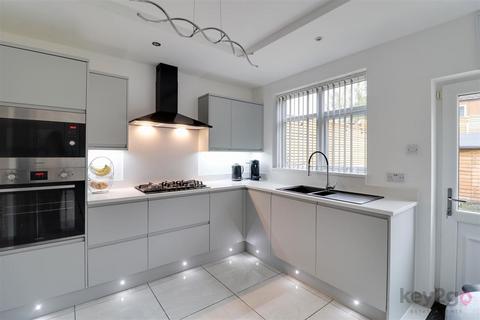 3 bedroom semi-detached house for sale, Queens Road, Beighton, Sheffield, S20