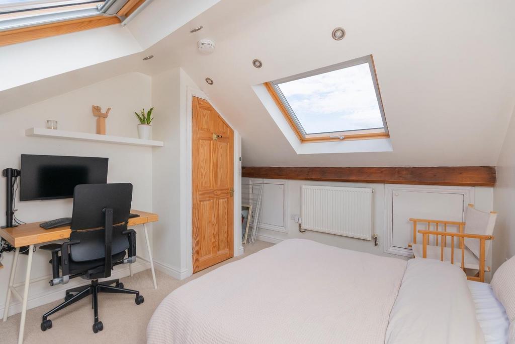 3 C9 RBN - Bedroom I.jpg