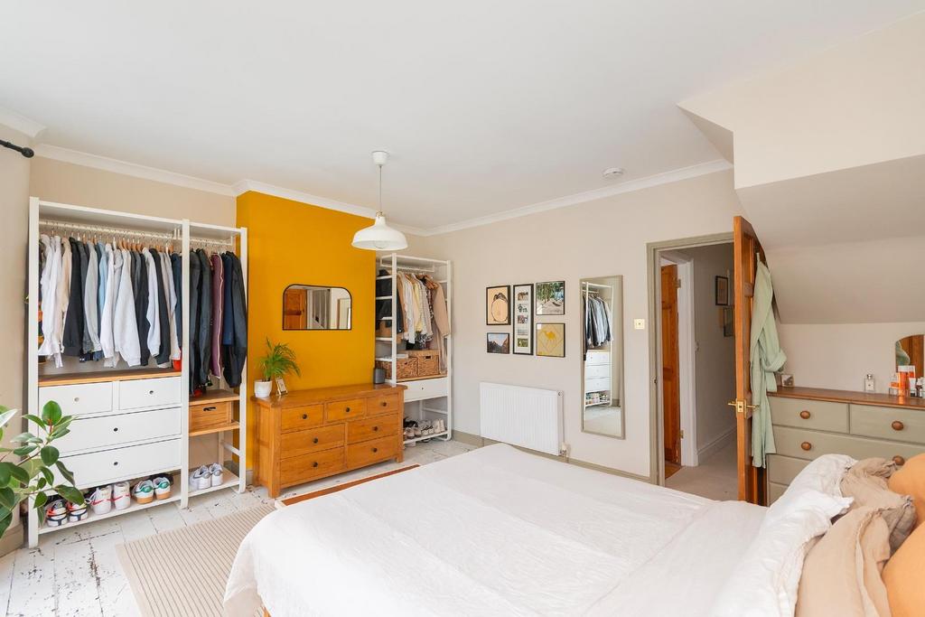3 C9 RBN - Bedroom F.jpg